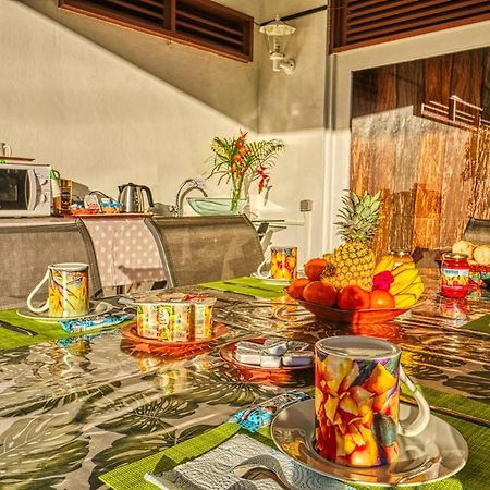 Inaiti Lodge Papeete  Esterno foto