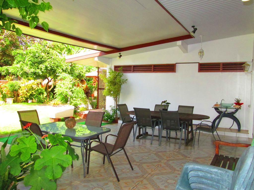 Inaiti Lodge Papeete  Esterno foto